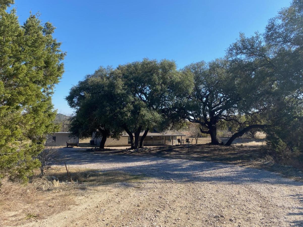 Texas Hill Country Ranch House - Great Views - Near Hidden Falls Park Smithwick Εξωτερικό φωτογραφία