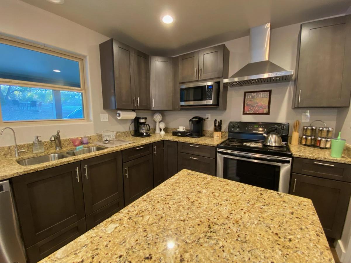 Texas Hill Country Ranch House - Great Views - Near Hidden Falls Park Smithwick Εξωτερικό φωτογραφία